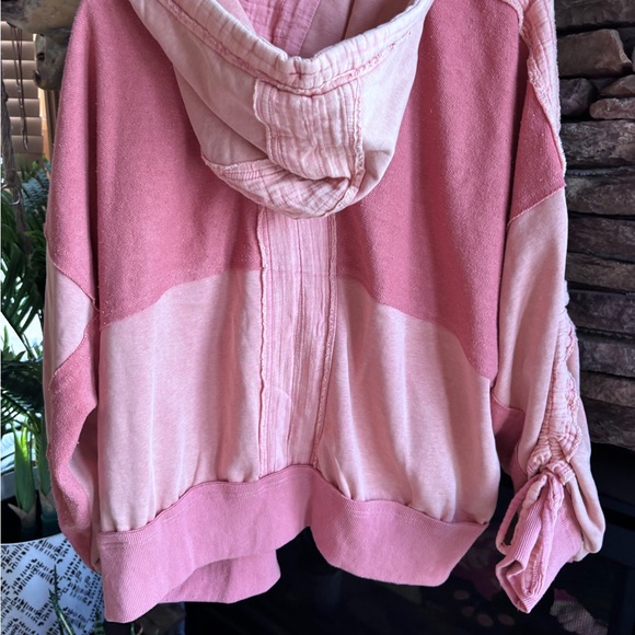 Oli & Hali Pink Zip-Up Hoodie SMALL - Picture 6 of 7